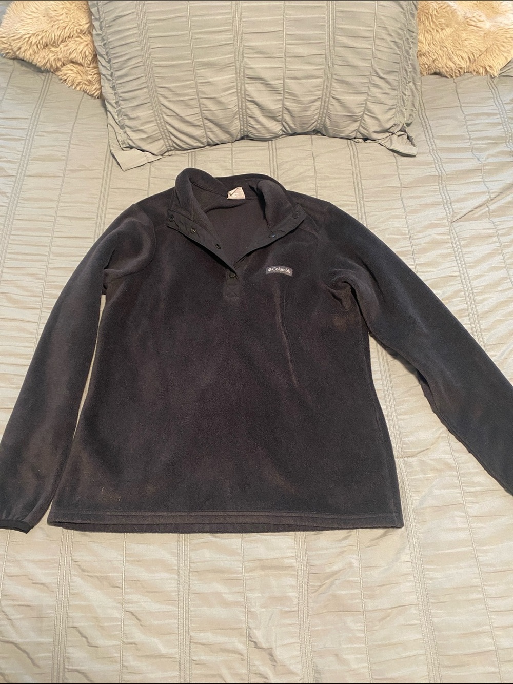 Columbia Black Snap-Button Fleece Pullover